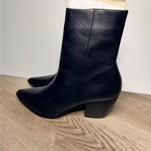 Matisse Caty Black Leather Ankle Boots